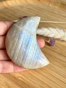 Croissant de lune en pierre de lune